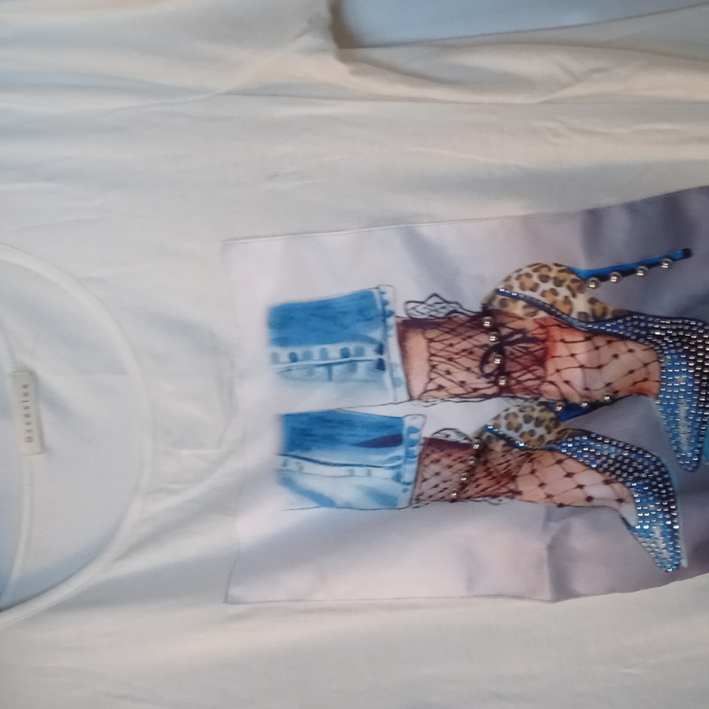 Woman's - Picture 2 of 4